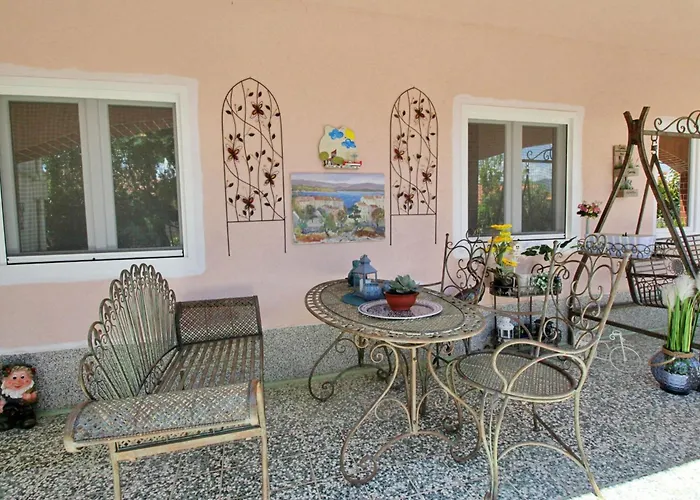 >renata By Interhome Apartament Šilo
