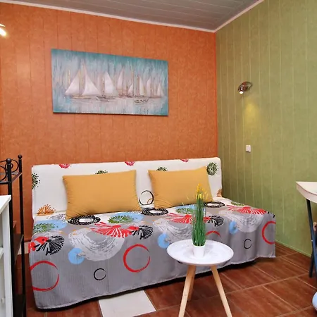 >renata By Interhome *